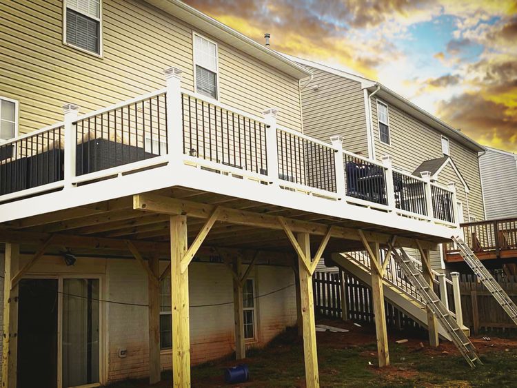 Deck construction contractor Warrenton VA